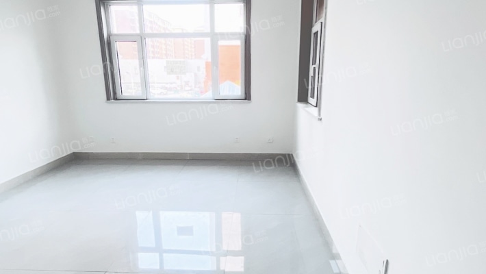 岔河子村二手房实景图