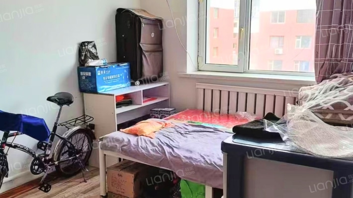 前程和谐二手房实景图