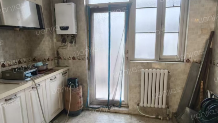 急售琉璃湖精装双拼别墅，精装修，价格美丽-厨房