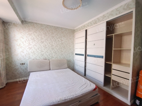 整租·世代华府 3室2厅 南