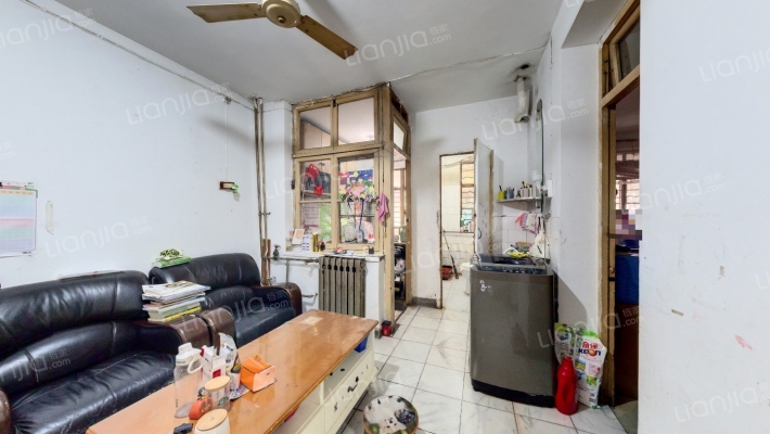 日化小区二手房实景图