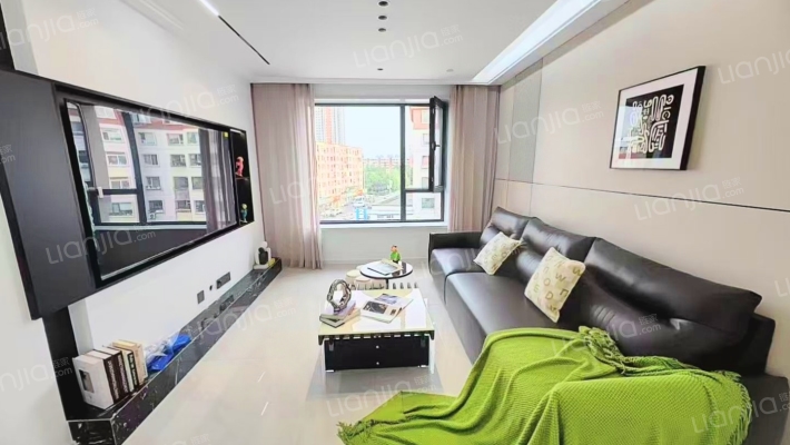 北极嘉园南区二手房实景图