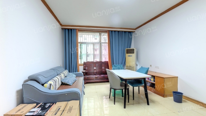 馨建小区二手房实景图