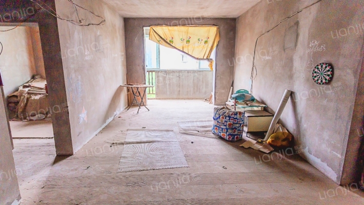 在水一方一期A区二手房实景图