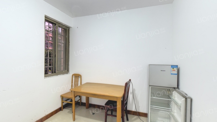 珠峰新村西一区二手房实景图