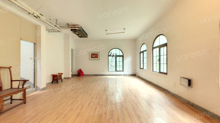 龙湖滟澜山二手房实景图