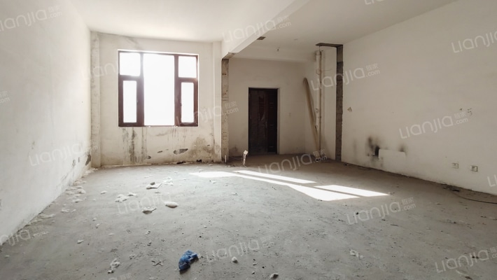 何塞庄园二手房实景图