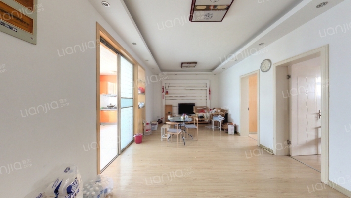 双霞花苑二手房实景图