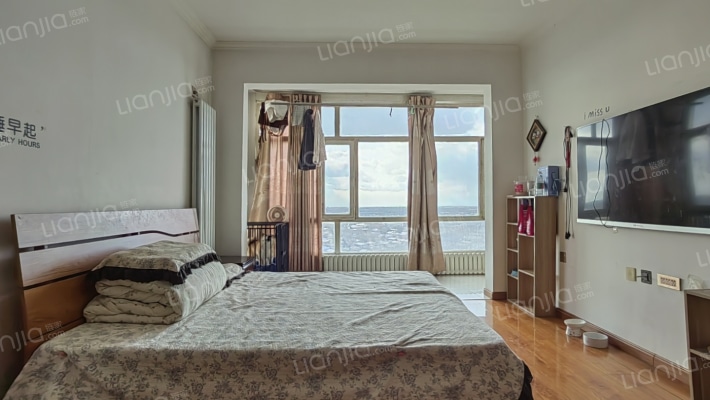 东方哥德堡二手房实景图