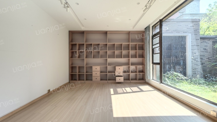 万科城市之光瀚然二手房实景图