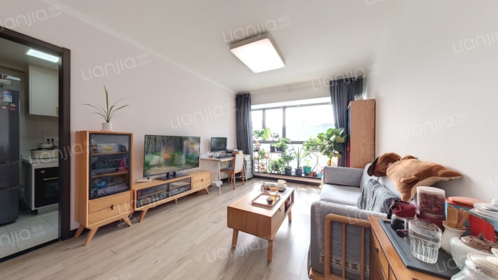 日坛国际公寓二手房实景图