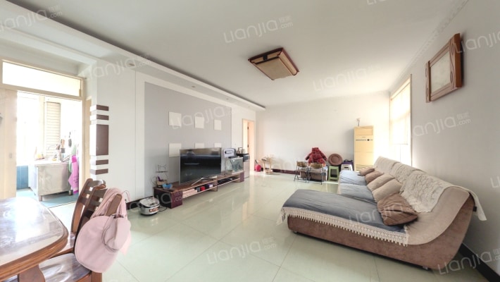 金信家园二手房实景图