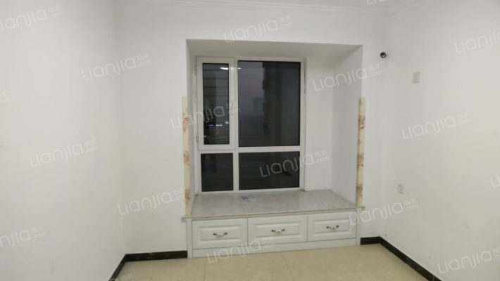 三利中和城一期南北通透大三居正一间采光好价格美丽-卧室C