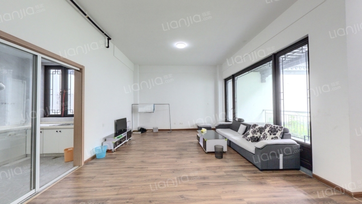 曹和院二手房实景图