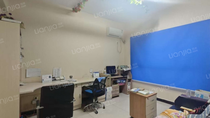 鸿德园三居  南北通透  出租中-卧室A