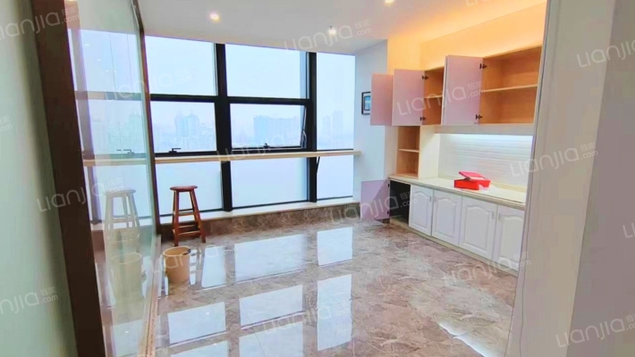 天悦城国际商务中心二手房实景图