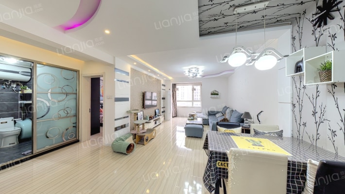 依云首府二手房实景图