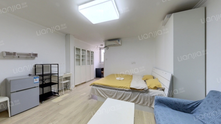 宝隆温泉公寓二手房实景图