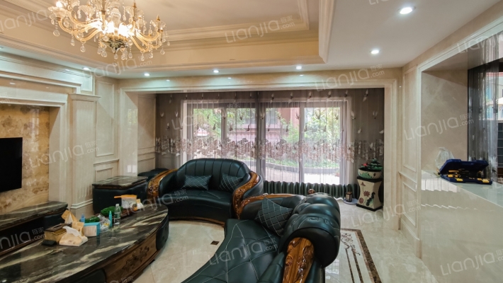 逸翠庄园君玺二手房实景图