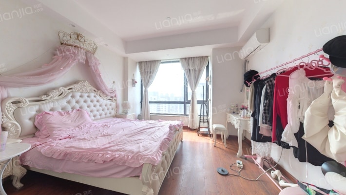 欢腾金座二手房实景图