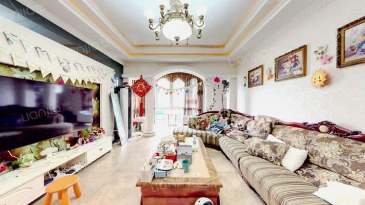 西区丽景花园二手房实景图