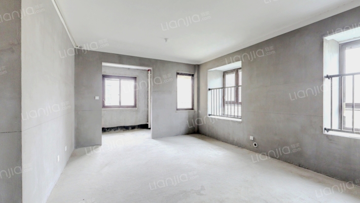 凤凰郡尚苑二手房实景图