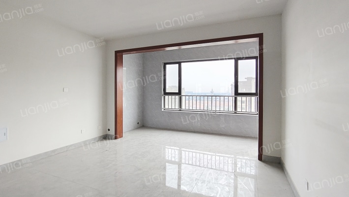 圣泰玺苑二手房实景图