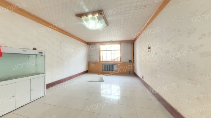 建行家属院二手房实景图