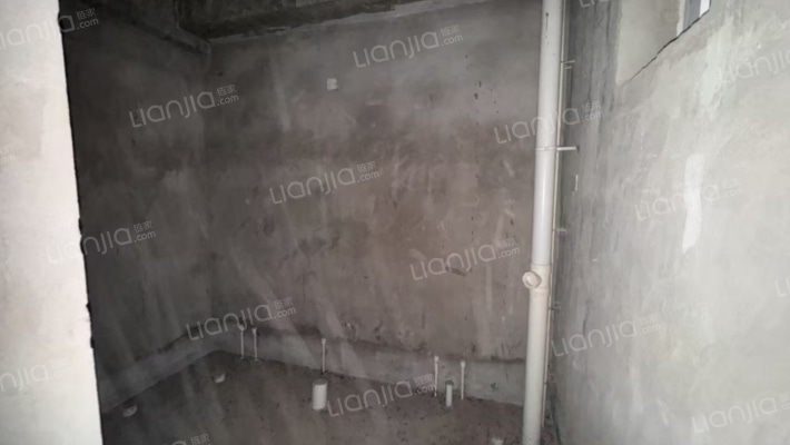 此房房本满五唯一  类独栋 边户大院子-卫生间D