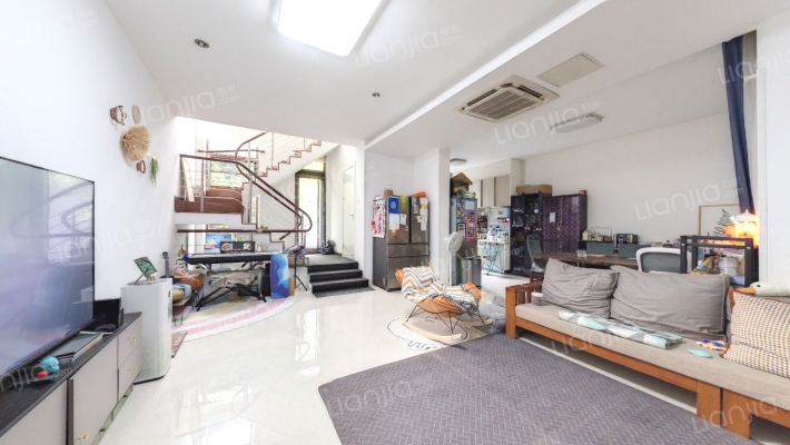 圣地维拉二手房实景图