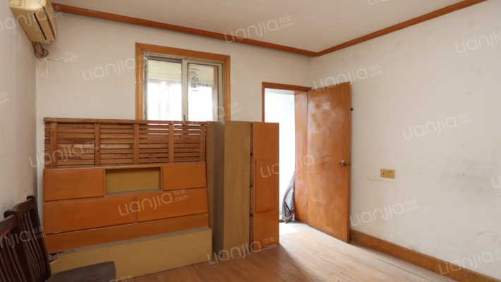 斜桥街72号二手房实景图