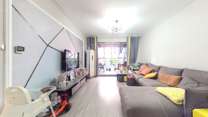 武海中华锦绣二手房实景图