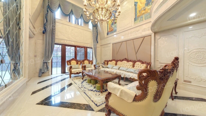 圣堡别墅二手房实景图