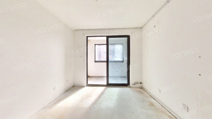 佘北家园木荷苑二手房实景图