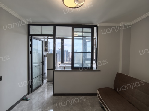 整租·量典CFC 1室1厅 跃层 东南