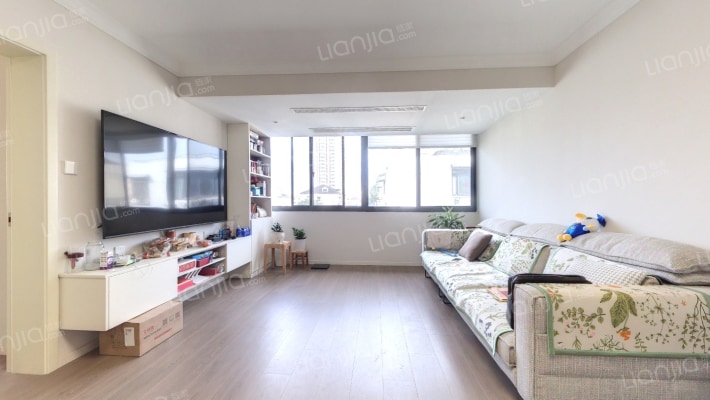 万峰小区二手房实景图