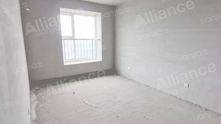 采光视野好，地上可停车方便，小区里有高层和别墅-卧室B