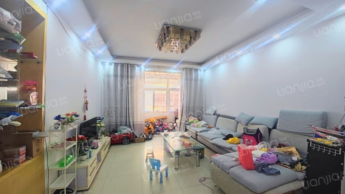 东方红小区二手房实景图