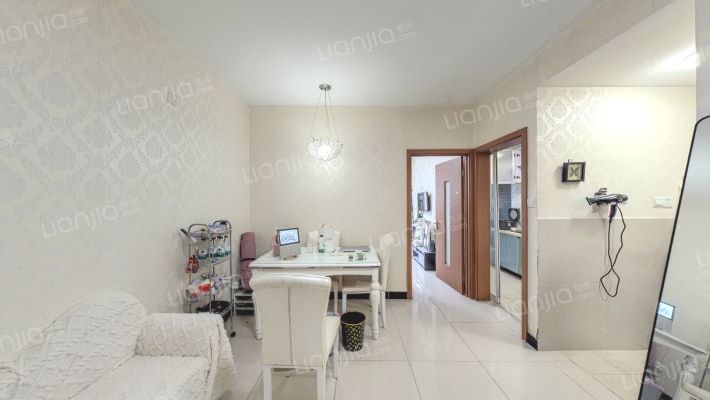 尚城公寓二手房实景图