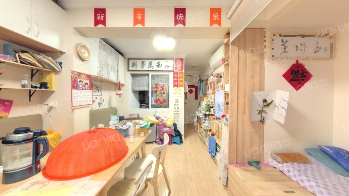 龙吴路13弄二手房实景图