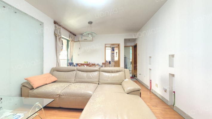 凯悦华庭二手房实景图