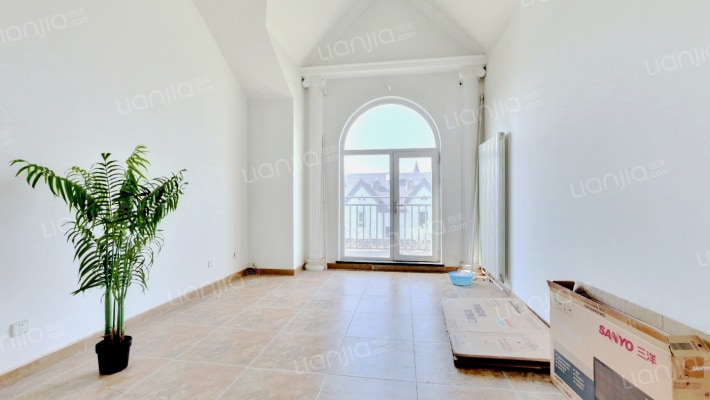 顶秀美泉小镇A区二手房实景图