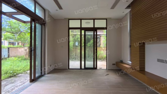 神州半岛林屿墅A区二手房实景图