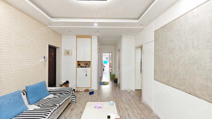 景区工商局宿舍二手房实景图