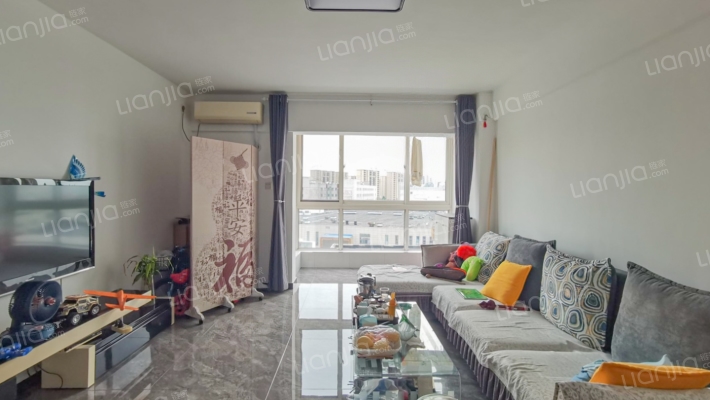 中信广场国际公寓二手房实景图