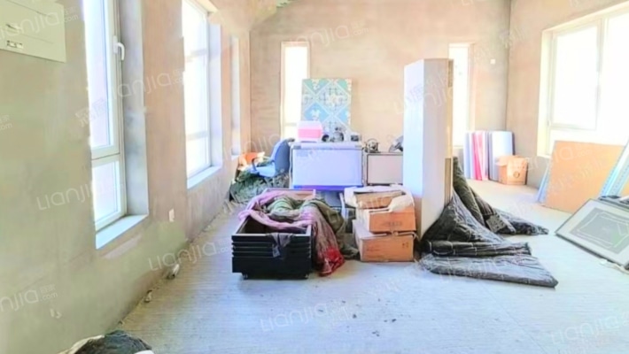 4A级高尔夫别墅景区，地上三层环院，大面积私人庭院-客厅A