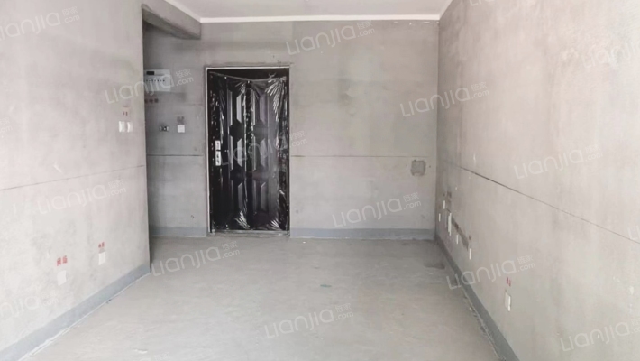 高楼层（非顶层）全天采光 业主诚心出售集中供暖-餐厅