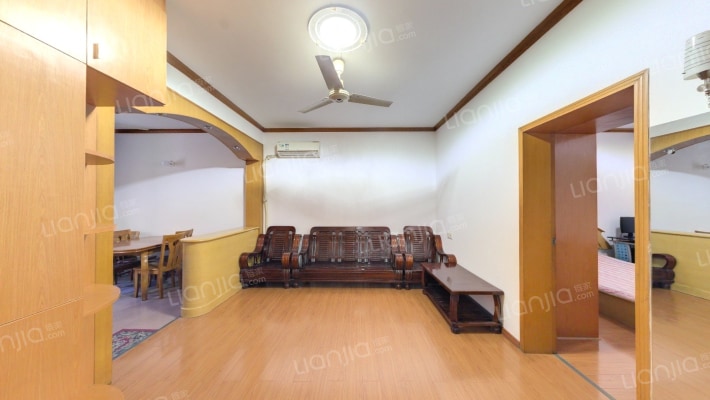 省电力设备总厂院内二手房实景图