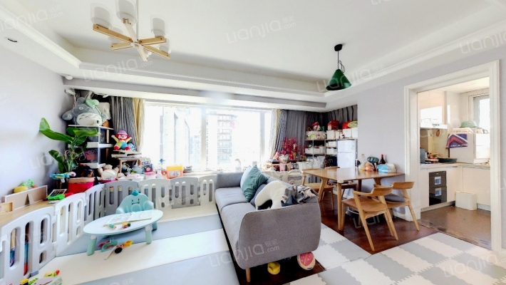 万科星空二手房实景图