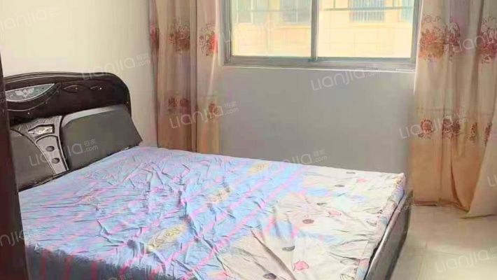石油公司小区二手房实景图